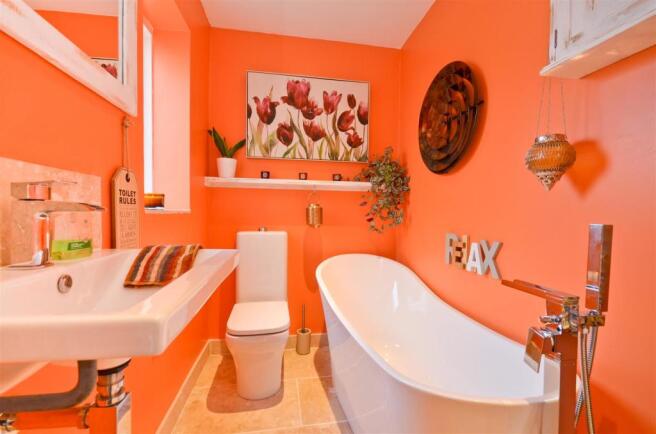Bathroom - Newport - Isle of Wight Estate Agents.J