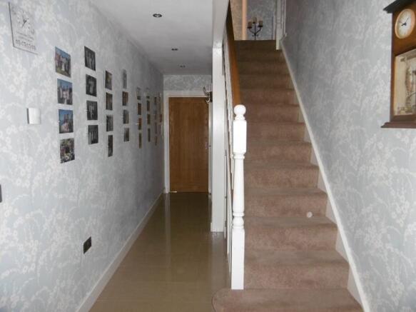 Hallway/Study Area
