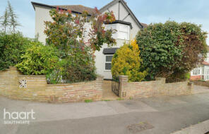 85, Norfolk Avenue, Wood Green, London N13 6AL