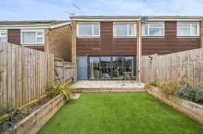 19, Westhill Close, Brackley NN13 6AB