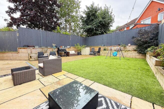 4 bed Semi-Detached for sale Image 7