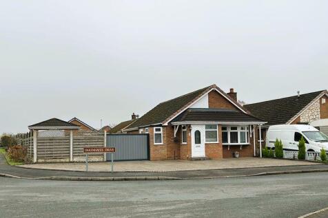 Oakenhayes Drive, Brownhills, Walsall WS8 7QB