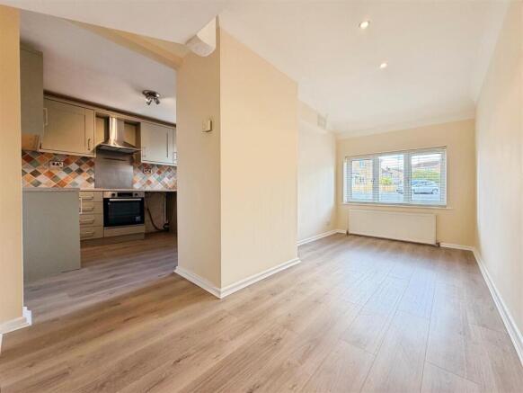 f3b1e4d9--450C-A49A-FA14CDE730C5-69538-00000FB6E39