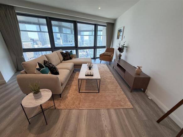 Living Area pic 7.jpeg