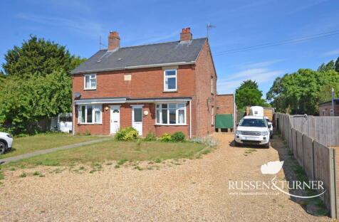 A semi-detached House on Market Lane in Rural Walpole St Andrew