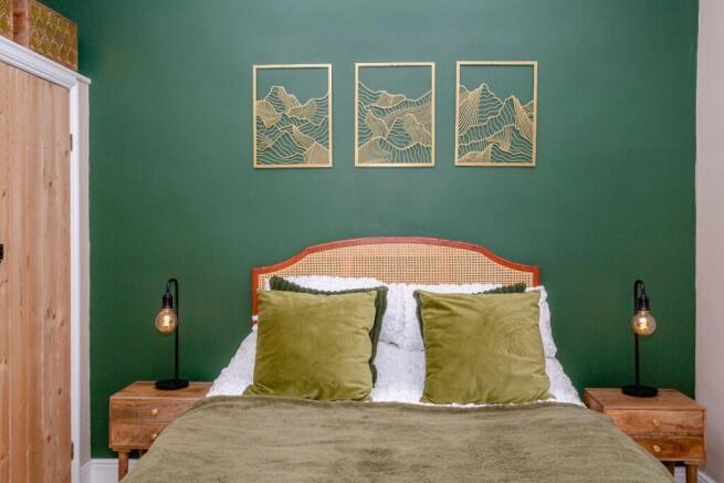 2 bed House for sale Image 7