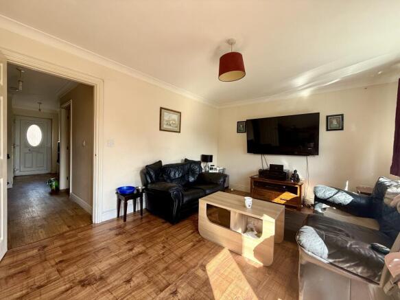 58 Boundary Road, Great Yarmouth, Norfolk NR31 0JY photo 4