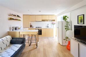 Flat 3, 434a, Roman Road, London E3 5LU