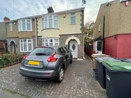11, Sunridge Avenue, Luton LU2 7JL