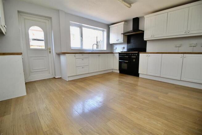 Kitchen/Dining Room