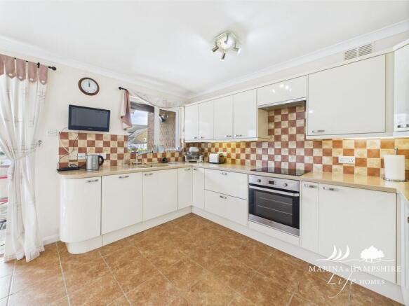 CAM03691G0-PR0054...