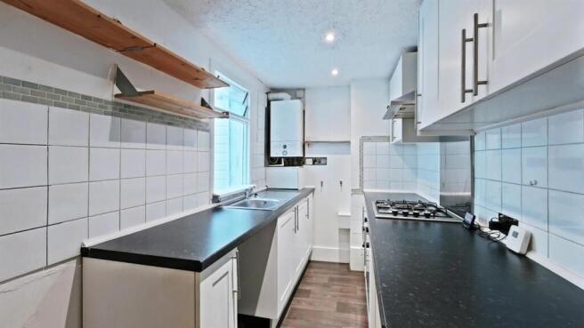 Kitchen_pe.jpg