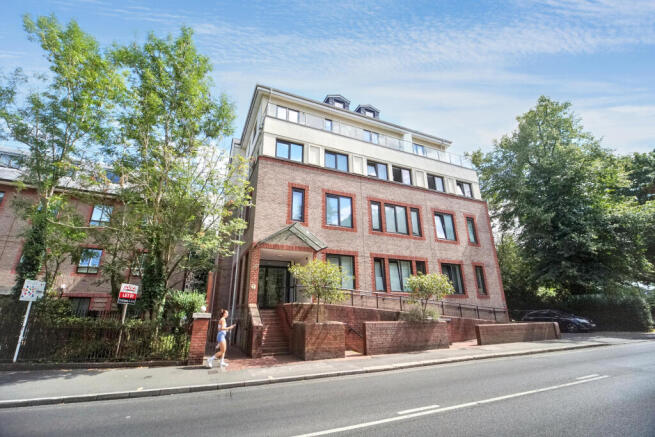 21 Novellus Court, 61 South Street, Epsom KT18 7PX