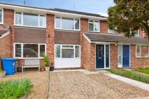 5, Maple Close, Maidenhead SL6 4QH