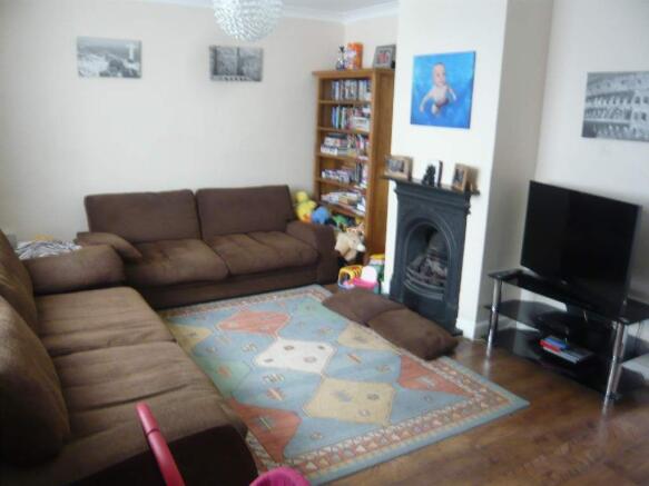 Photo 3