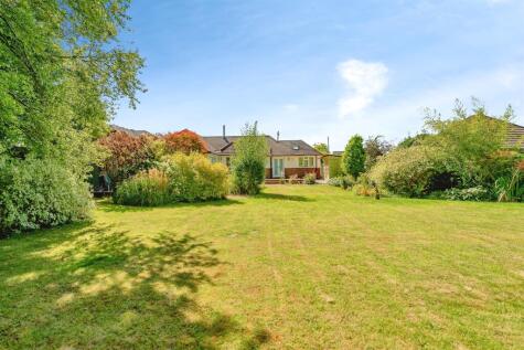 Shipley Bridge Lane, Copthorne, Crawley