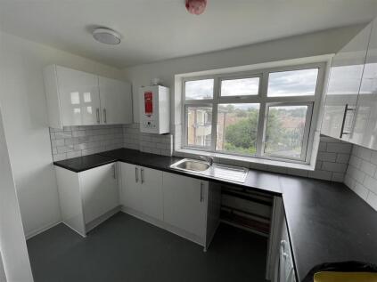 Quinta Drive, Barnet