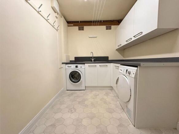 3 bed Detached for sale Image 11