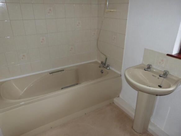 Photo 10