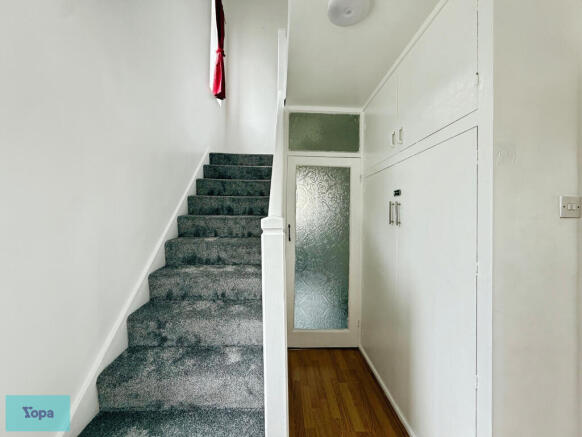 3 bed Semi-Detached for sale Image 6