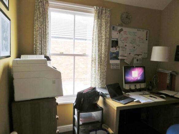 Bedroom 4/Study
