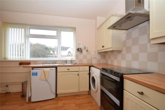 2 bed Apartment for sale Image 9