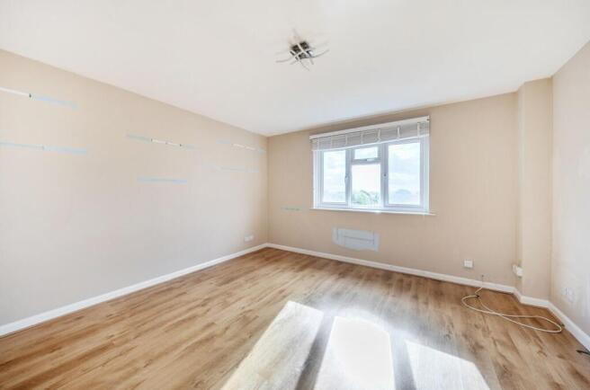 Challis Court, Ludgershall, Andover, SP11 9SQ photo 4