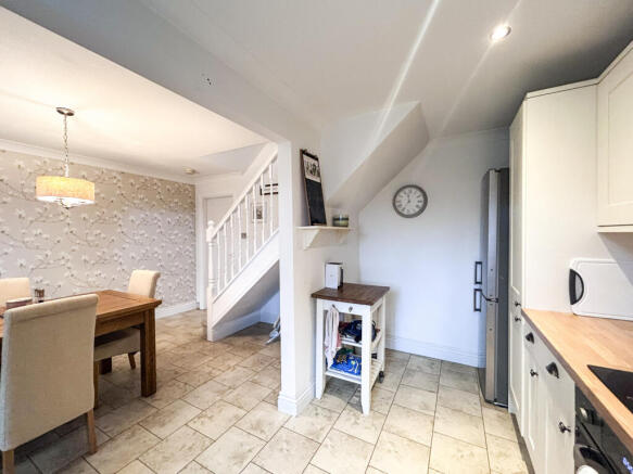 Kitchen / dining room
