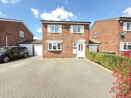 Raynham Way, Wigmore, Luton, Bedfordshire, LU2 9SH
