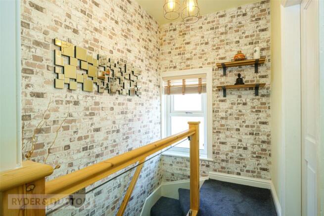 2 bed Terraced for sale Image 9