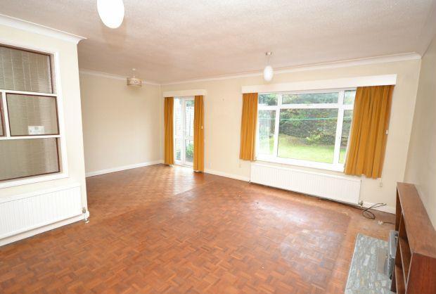 Sitting/Dining Room