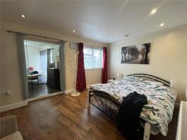55, Bardney Road, Morden SM4 5JN