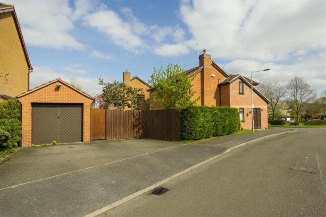 Single Garage