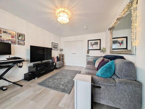 Apollo Crescent, Bellshill, ML4 photo 4