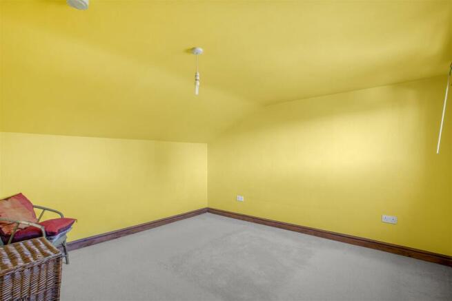 LOFT ROOM
