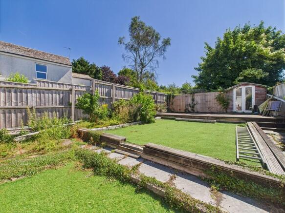 CAM02089G0-PR0524...