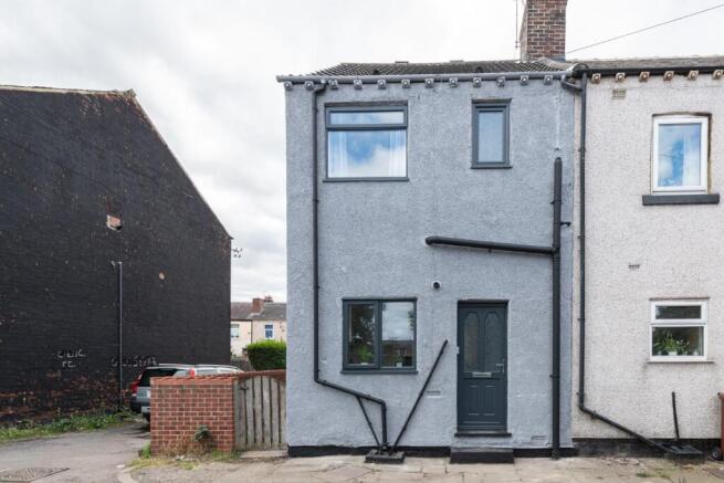 2-bed terraced on Church View, Wakefield, £135,000