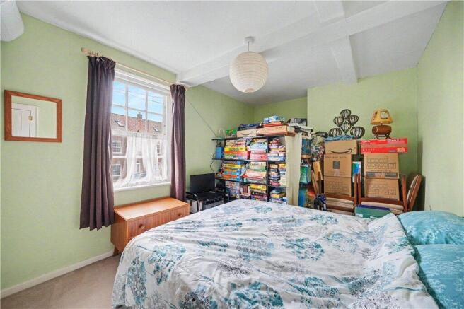 3 bed Terraced for sale Image 11