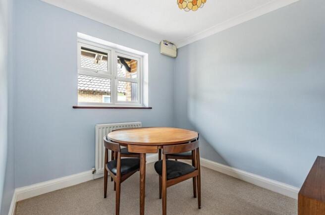 dining room / bedroo