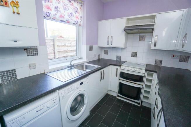 KITCHEN 2 (1 of 1).jpg