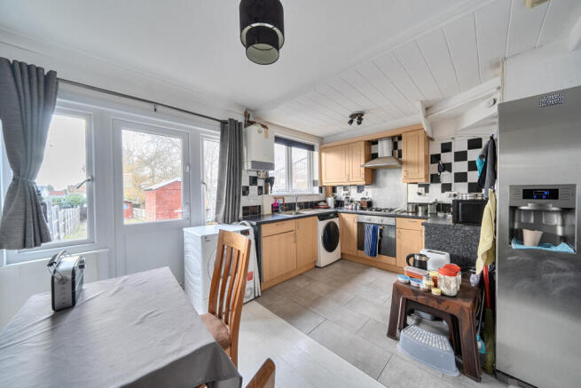 1401986-11-696f91...