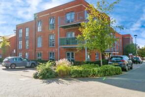 13, Fenwick House, Meridian Way, Southampton SO14 0FN