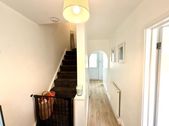 3 bed Terraced for sale Image 5
