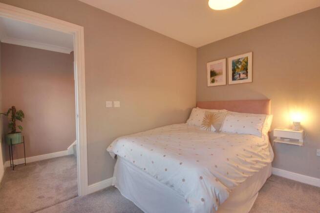 Bedroom 2 (Double)