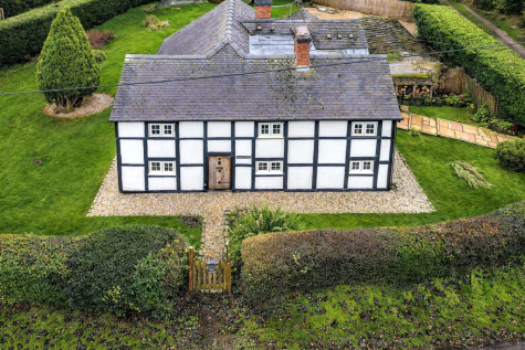 Wrexham Road, Faddiley, Nantwich, CW5 8JE