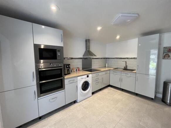 2 bed End of Terrace for sale Image 8