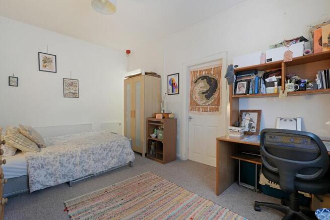 Bedroom, pic 3.jpg