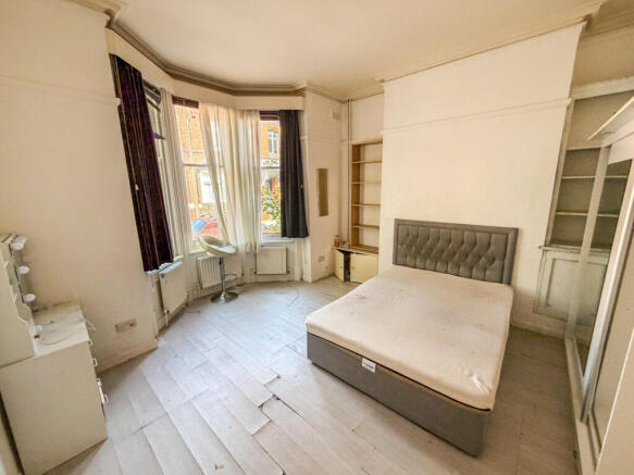 Lounge/Bedroom