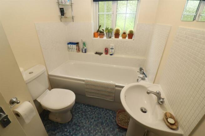 Bathroom / WC