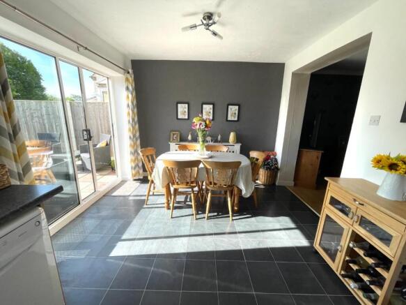 Dining Room.JPG